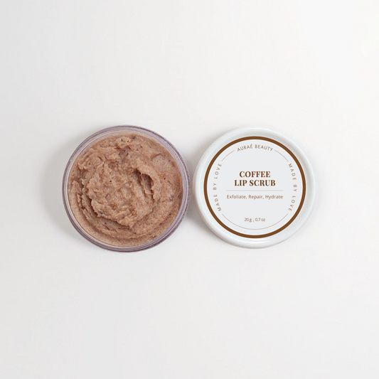 Organic coffee lip scrub by Auraé Beauty for soft, healed and naturally pink lips. Coffee kick for your iips