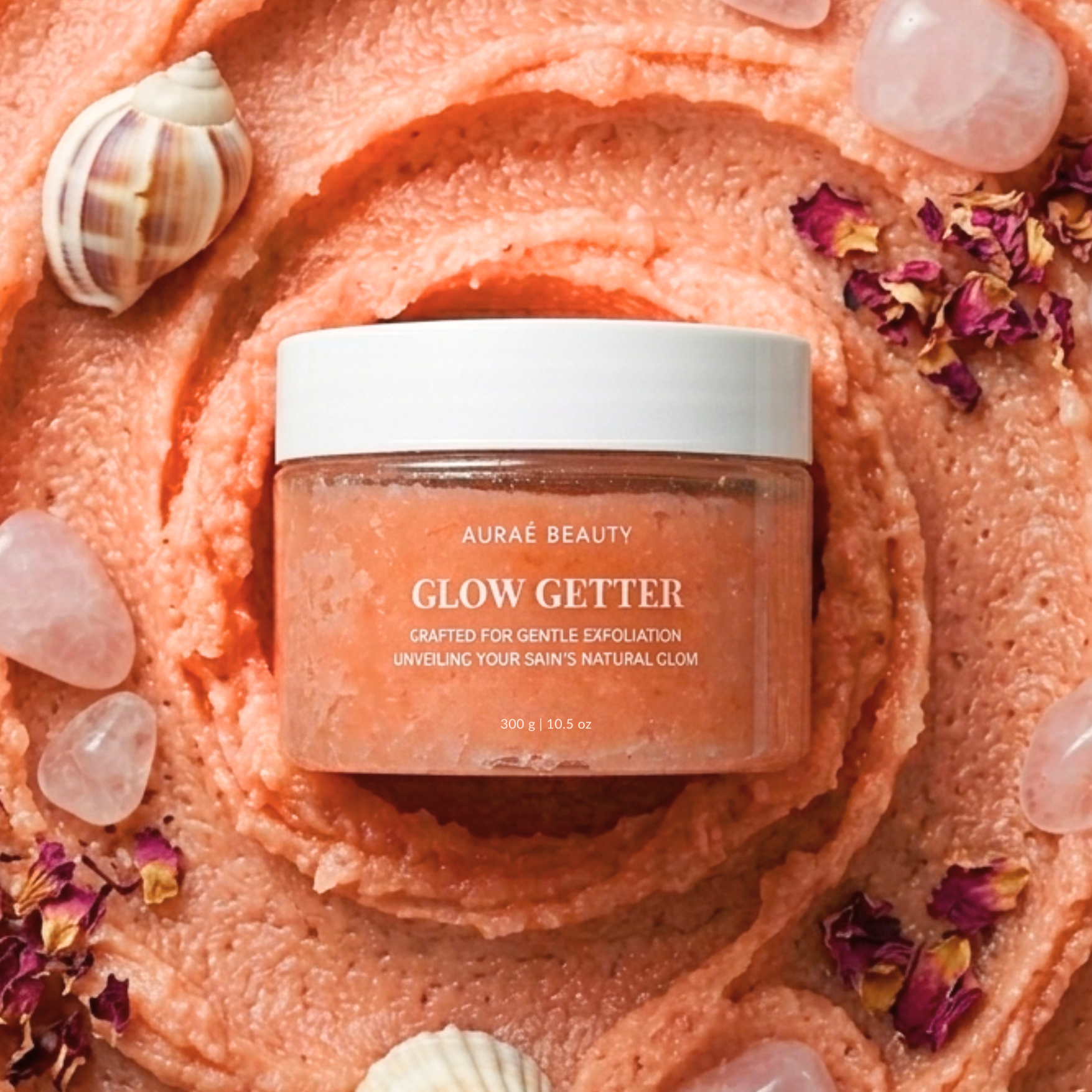 Glow Getter Body Scrub by Auraé Beauty, made of 100% organic ingredients. Best for uneven skin texture, strawberry skin, clogged pores and pigmentation.